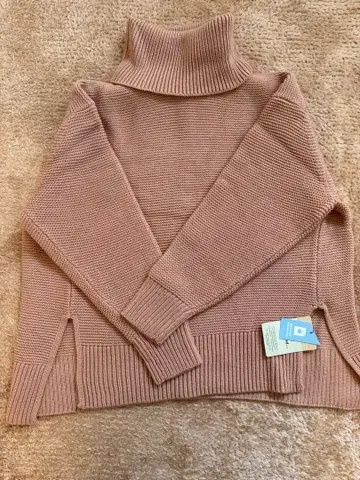 niko and - 핑크 터틀넥 스웨터 M