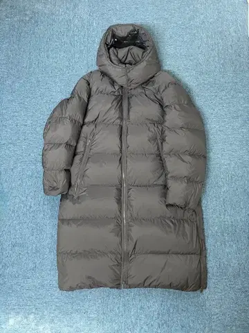 완판템 극미품 유니클로 +J 질 샌더 롱 다운 코트 L 네이비 컬러