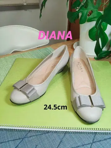 DIANA 24.5cm 펌프스 로우힐 베이지 리본 그레이지