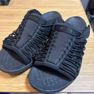 KEEN UNEEK SNK SLIDE 27.5