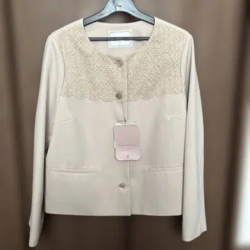 Couture brooch 노카라 자켓 베이지