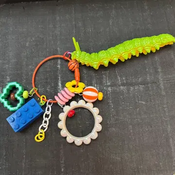 컬러풀 캐터필러 키링