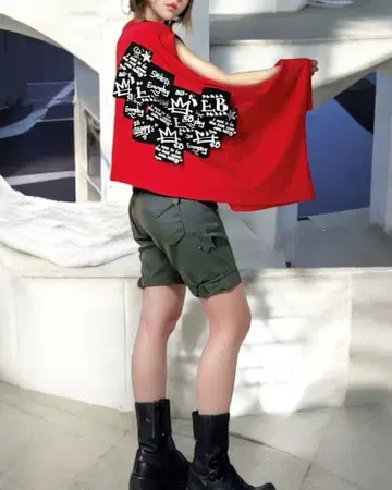 이터널 블레이즈의 멋스러운 상의