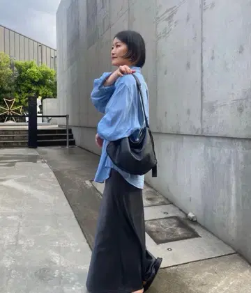 ear papillonner 천연 가죽 숄더백