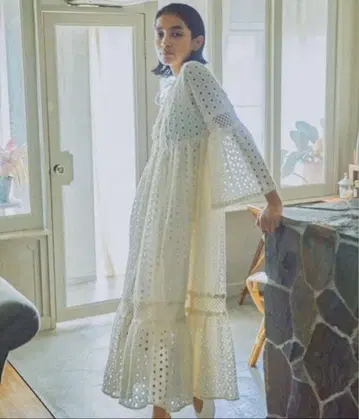 freada 컷워크 자수 레이스 원피스