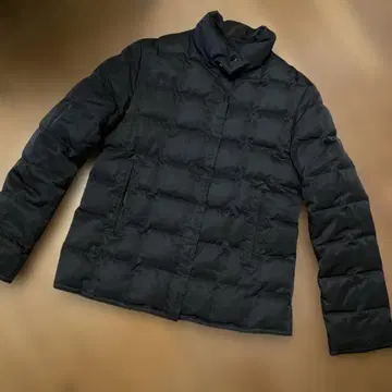 Calvin Klein 블랙 다운 자켓 사이즈 6