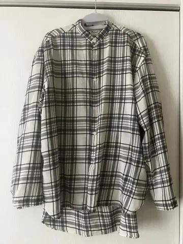 Acut 체크 무늬 긴팔 셔츠