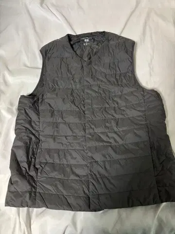 [ 완판템 ] UNIQLO 퍼프 테크 베스트 히트텍 블랙 XL