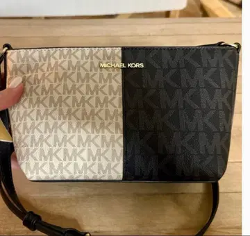 MICHAEL KORS 숄더백 화이트/블랙