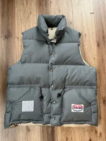 [새상품] <SIERRA DESIGNS> 리버서블 다운 베스트