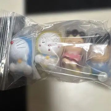 어깨 쿵 Fig. 도라에몽 2 가챠가챠 4개 세트