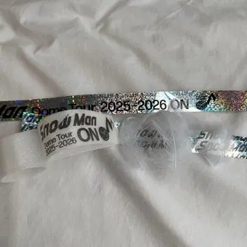 SnowMan 라이브 투어 2025 ON 은색 테이프 음표 깃털 세트