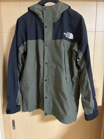 THE NORTH FACE GORE-TEX 마운틴 라이트 자켓