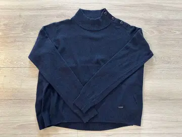 BLUELABEL 네이비 하이넥 니트