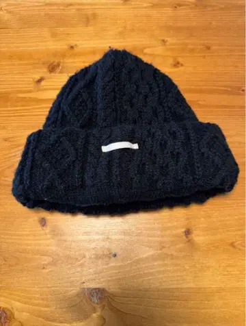 MAISON KINEMA Aran pattern knit cap