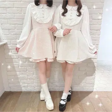 evelyn 라메 트위드 프릴 원피스