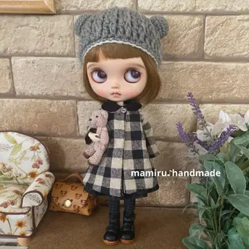 네오 브라이스 아웃핏 블록 체크의 내추럴 코트