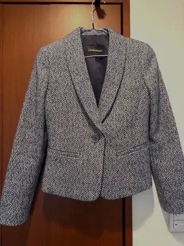 엠포리오 아르마니 헤링본 테일러드 자켓 사이즈 36