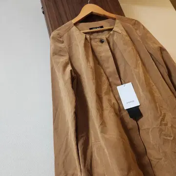 새상품 LAUTREAMONT 로트레아몽 트렌치코트 하자 있음 스웨이드