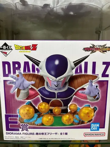 제일복권 드래곤볼 Z 프리저 디오라마 피규어