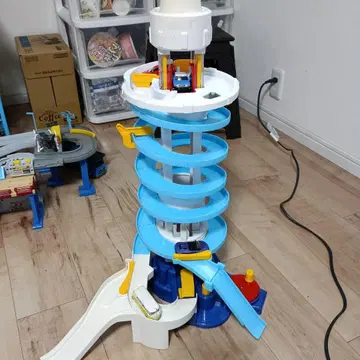 토미카 DX 토미카 타워