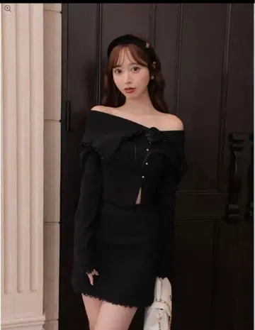 엠미에메 루미에르 로즈 니트 세트업 블랙