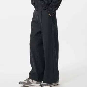 새상품급 유니클로 브러쉬드 저지 와이드 팬츠