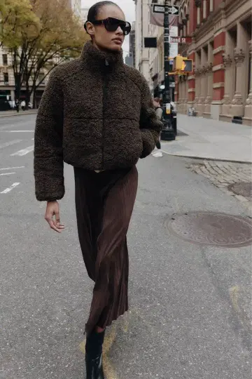 새상품 ZARA 보아털 보온 아노락 M 아우터 브라운