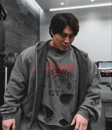 Powerhouse Gym 데미지 가공 티셔츠 그레이 M 사이즈