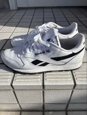 Reebok 스니커즈 화이트 블랙