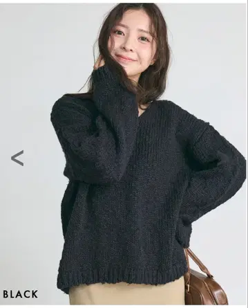 슬라브얀 니트 블랙 V넥