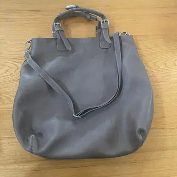 그레이 가죽 토트백