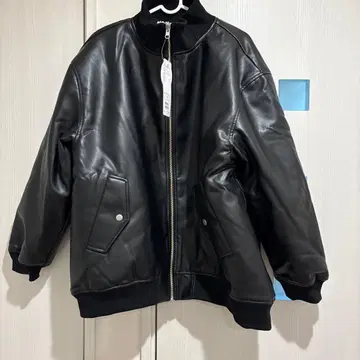 미사용 새상품 리버서블 블랙 가죽 자켓 프리 사이즈
