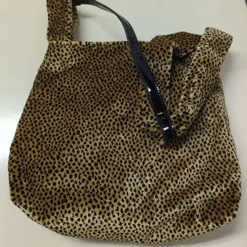 레오파드 무늬 숄더백 [ PAPILLONNER ]