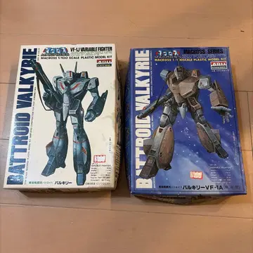 마크로스 바트로이드 발키리 VF-1J VF-1A 2체 세트 미조립