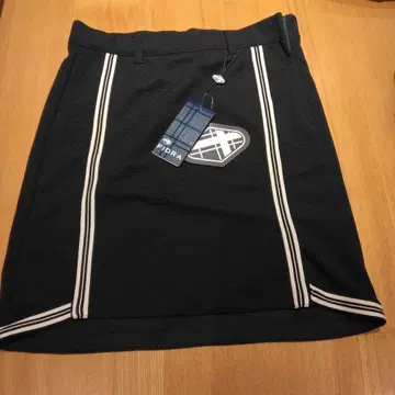 FIDRA 블랙 스트라이프 타이트 스커트