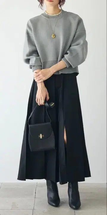 [ 새상품 ] frene 블랙 박스 플리츠 스커트 롱 스커트