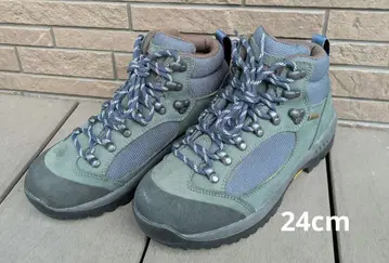 mont-bell 등산화 그레이 계열 방수성