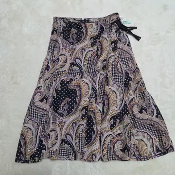 INGEBORG 페이즐리 무늬 플레어 스커트
