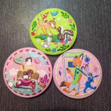 디즈니 자수 캔뱃지 2 묶음 판매