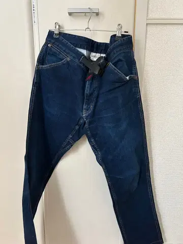 그라미치 다크 블루 스트레이트 데님