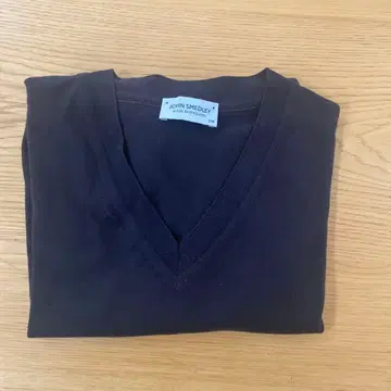 JOHN SMEDLEY 브라운 V넥 스웨터