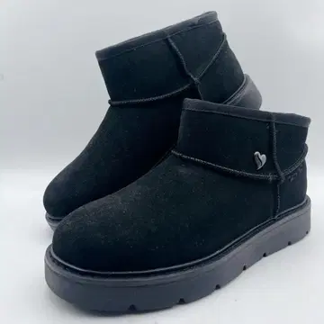 25AW 컨디션 최상 스케쳐스 슬립인즈 어그 부츠 블랙 보아 23