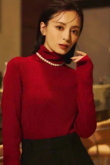 아뉴앙스 하이 게이지 울 핏 리브 터틀 니트 레드