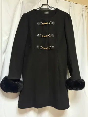 evelyn A라인 코트