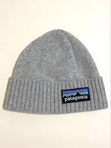 [ 미사용 새상품 ] patagonia 그레이 니트 모자