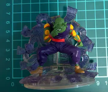 드래곤볼 피콜로 피규어