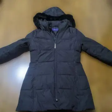 MCM 블랙 다운 자켓 L 사이즈 (충전솜)