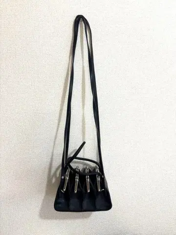 I AM NOT ARCHITECT 가마구치 숄더백