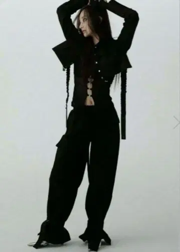 melt the lady work ballon pants 블랙